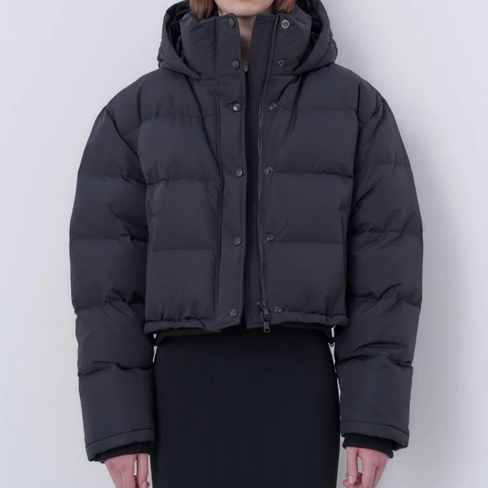 Wardrobe puffer black large